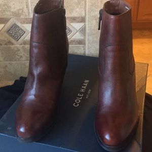 NIB Cole Haan Livingston Bootie size 9.5.